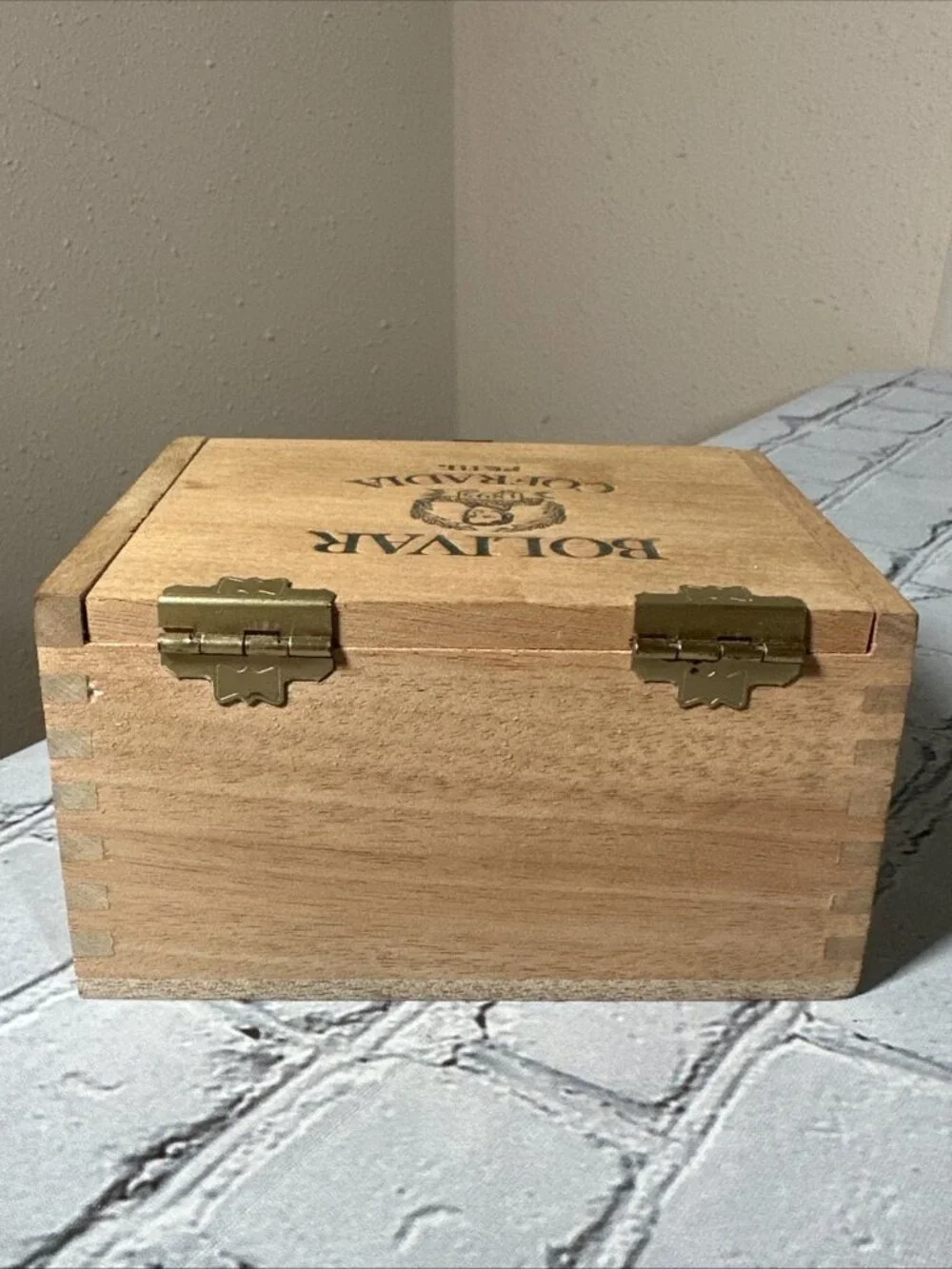 Bolivar Cofradia Petit Empty Wood Cigar Box 5